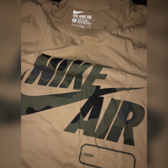 Nike T-shirt size large - Picture 2 of 4